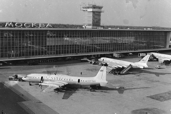 В 1966 г. из «Домодедово» начались полеты ИЛ-62 – первого советского реактивного пассажирского самолета межконтинентальной дальности
